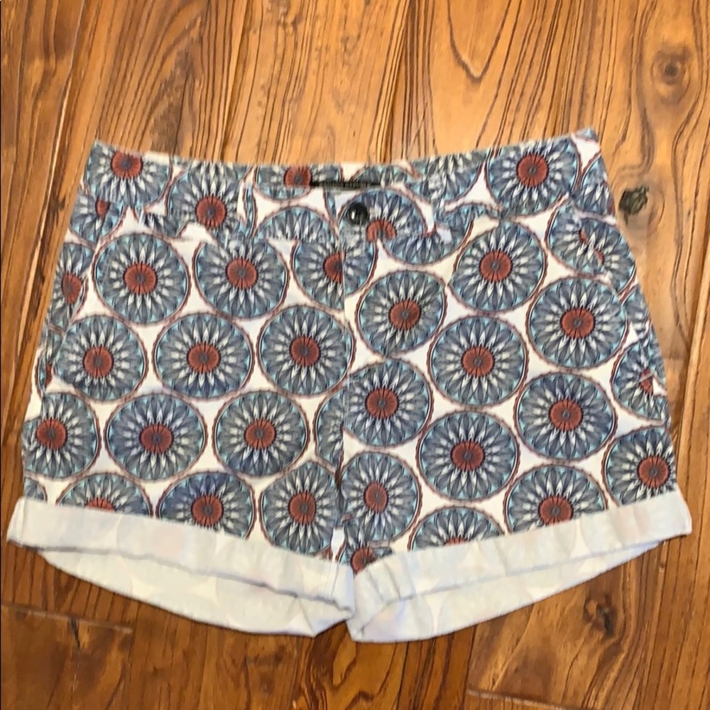 Banana Republic Fun Print Short
